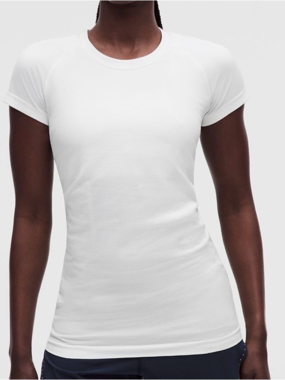 Swiftly Tech Short-Sleeve Shirt 2.0 Hip Length White Size 10
